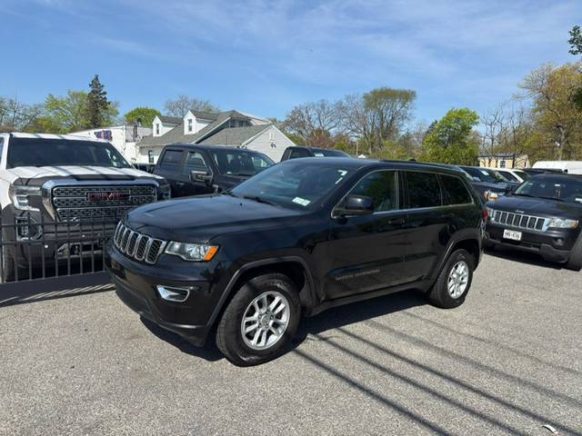2019 Jeep Grand Cherokee Laredo 4WD photo
