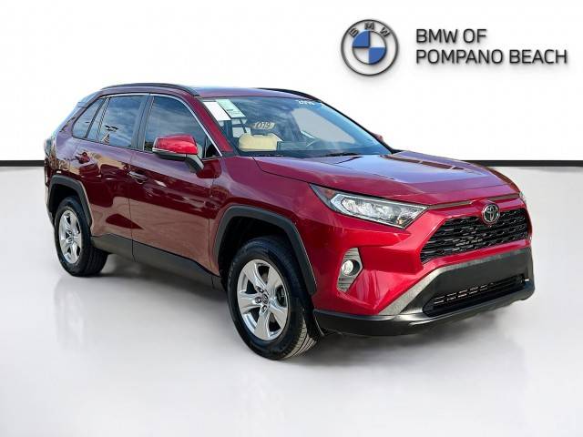 2019 Toyota RAV4 XLE FWD photo