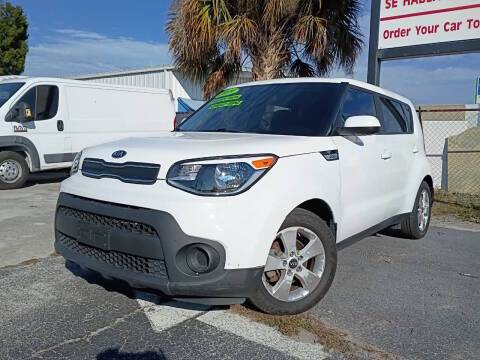 2019 Kia Soul Base FWD photo