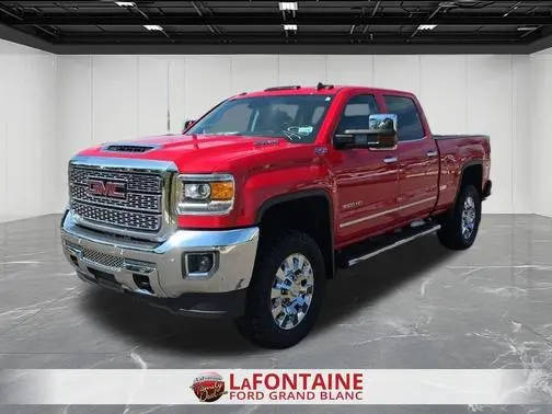 2019 GMC Sierra 3500HD SLT 4WD photo
