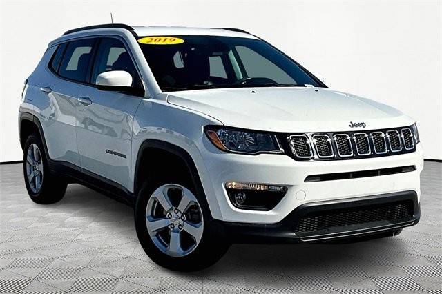 2019 Jeep Compass Latitude 4WD photo