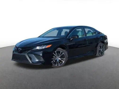 2019 Toyota Camry SE FWD photo