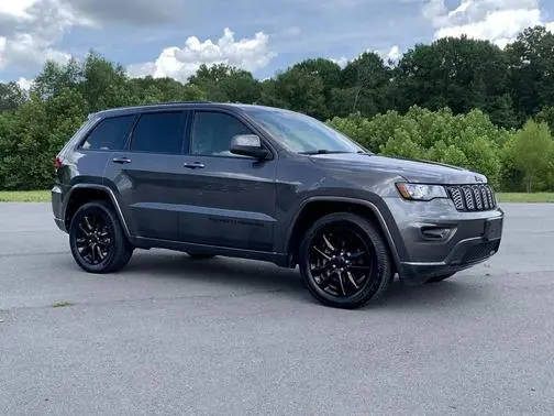 2019 Jeep Grand Cherokee Altitude 4WD photo