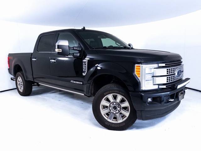 2019 Ford F-250 Super Duty Platinum 4WD photo