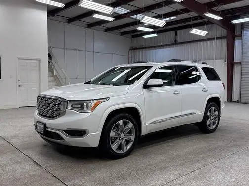 2019 GMC Acadia Denali AWD photo