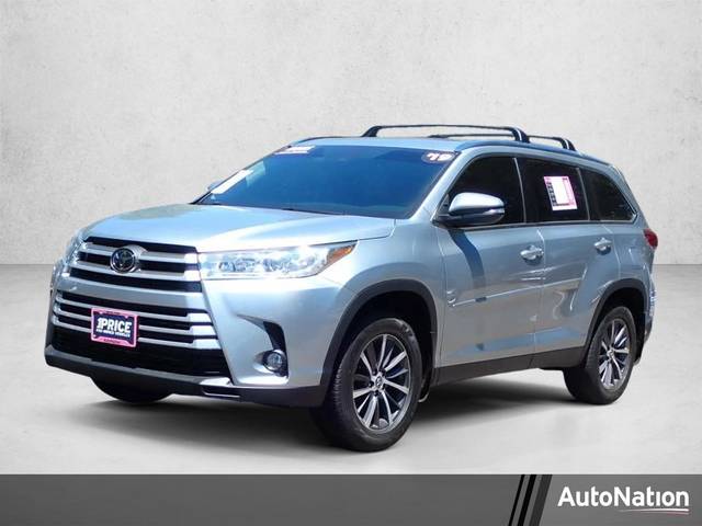 2019 Toyota Highlander XLE AWD photo
