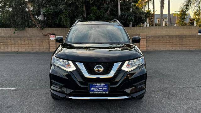 2019 Nissan Rogue SV FWD photo