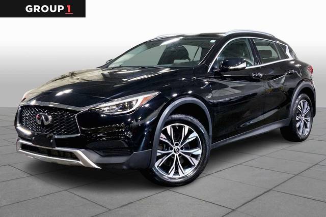 2019 Infiniti QX30 LUXE AWD photo