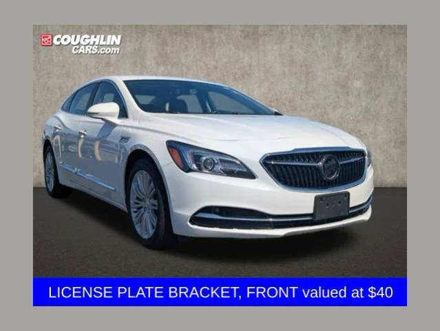 2018 Buick LaCrosse Essence FWD photo