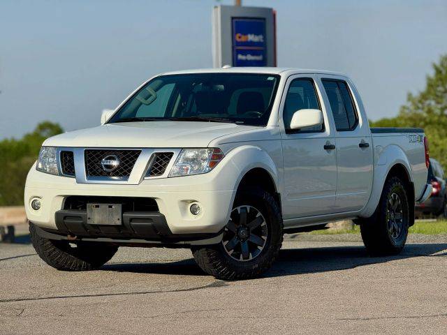 2018 Nissan Frontier PRO-4X 4WD photo