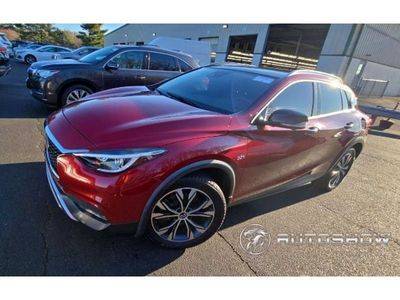 2019 Infiniti QX30 ESSENTIAL AWD photo