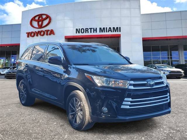 2019 Toyota Highlander XLE FWD photo