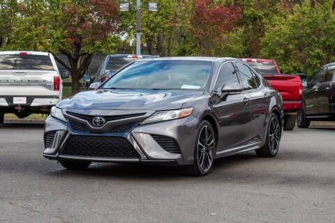 2019 Toyota Camry XSE FWD photo