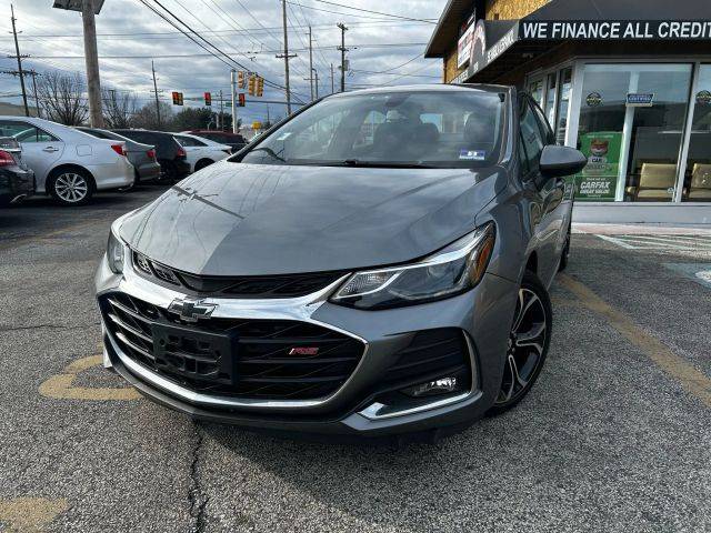 2019 Chevrolet Cruze LT FWD photo