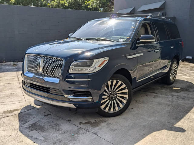 2019 Lincoln Navigator Reserve 4WD photo