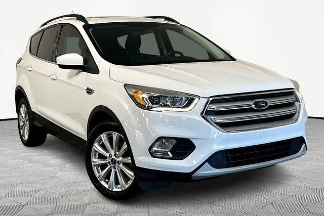 2019 Ford Escape SEL FWD photo