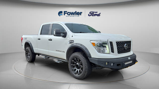 2019 Nissan Titan XD PRO-4X 4WD photo