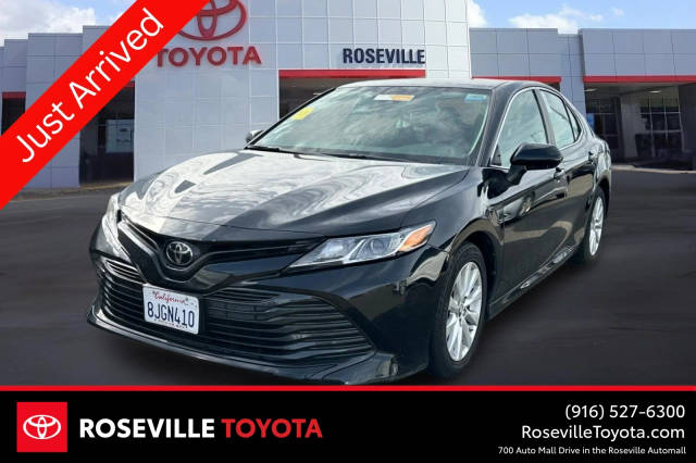 2019 Toyota Camry LE FWD photo