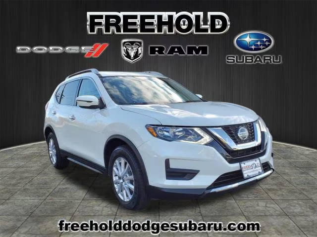 2018 Nissan Rogue SV FWD photo