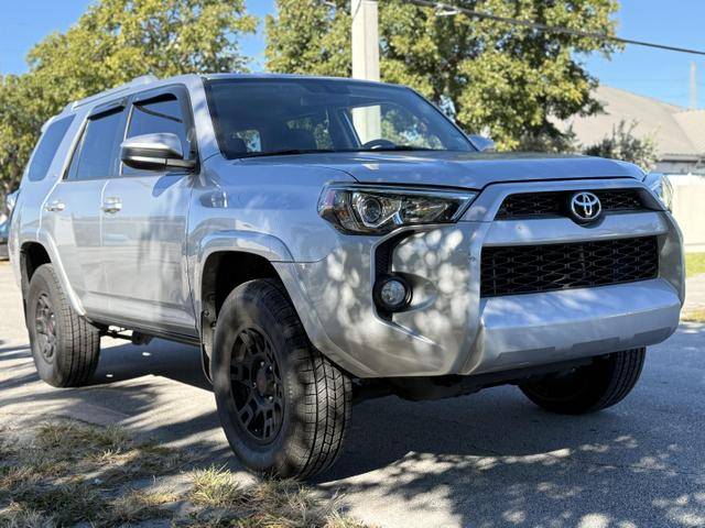 2018 Toyota 4Runner SR5 RWD photo