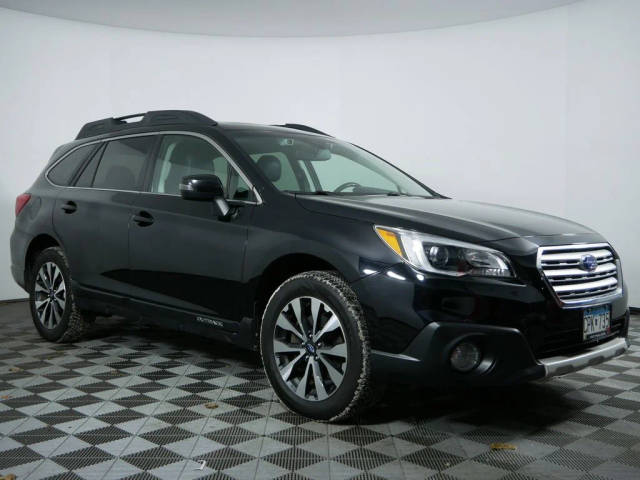 2015 Subaru Outback 3.6R Limited AWD photo