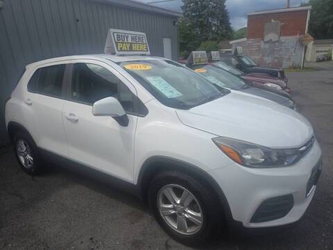 2019 Chevrolet Trax LS FWD photo