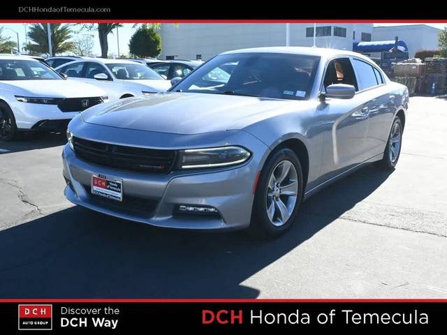 2016 Dodge Charger SXT RWD photo