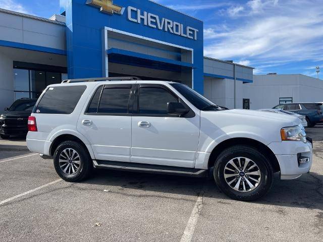2017 Ford Expedition XLT 4WD photo