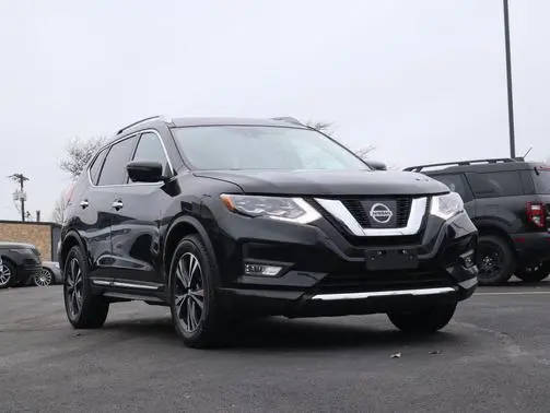 2017 Nissan Rogue SL FWD photo
