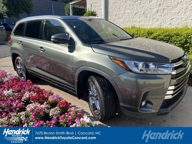 2019 Toyota Highlander Limited Platinum AWD photo