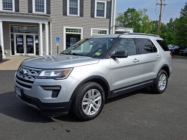 2019 Ford Explorer XLT 4WD photo