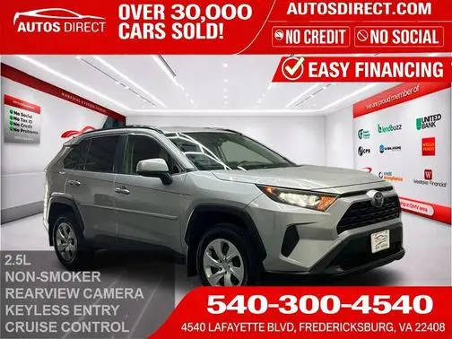 2019 Toyota RAV4 LE AWD photo
