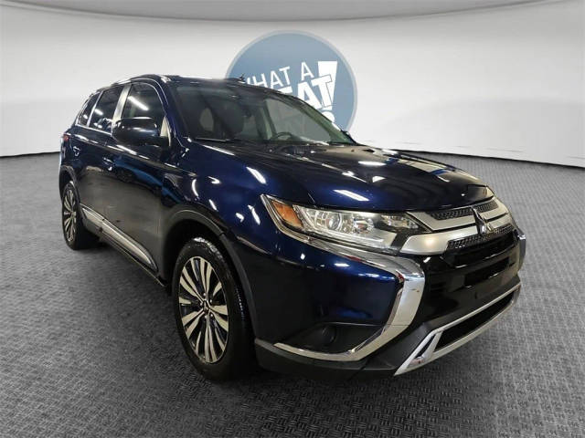 2019 Mitsubishi Outlander ES 4WD photo