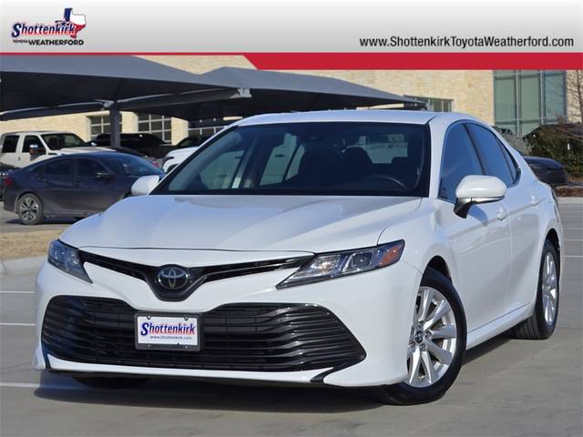 2019 Toyota Camry LE FWD photo