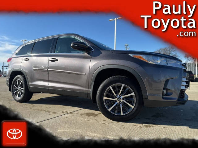 2019 Toyota Highlander XLE AWD photo