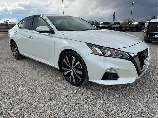 2019 Nissan Altima 2.5 Platinum AWD photo