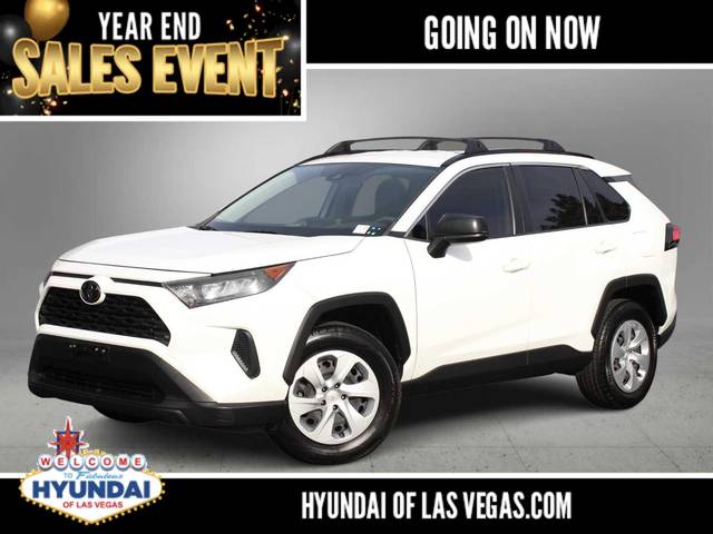 2019 Toyota RAV4 LE FWD photo