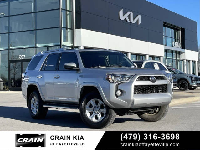 2018 Toyota 4Runner SR5 4WD photo