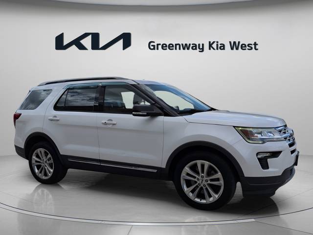 2019 Ford Explorer XLT 4WD photo