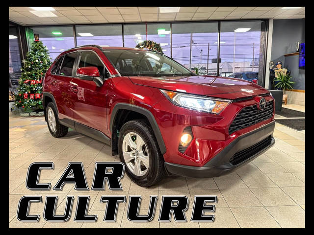 2019 Toyota RAV4 XLE AWD photo