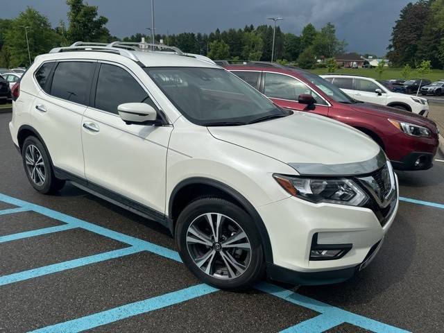 2019 Nissan Rogue SV FWD photo