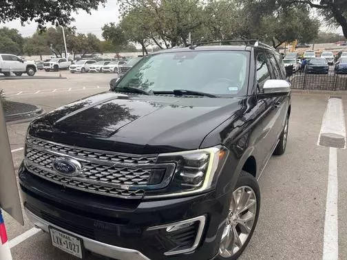 2019 Ford Expedition Platinum 4WD photo