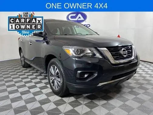 2019 Nissan Pathfinder S 4WD photo