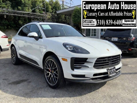 2019 Porsche Macan AWD photo