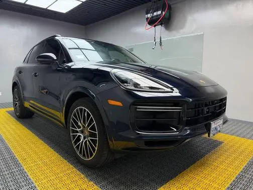 2019 Porsche Cayenne Turbo AWD photo