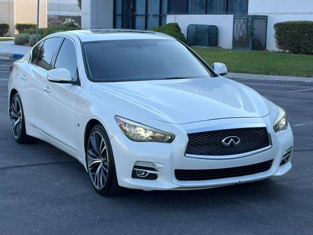 2015 Infiniti Q50 Premium RWD photo