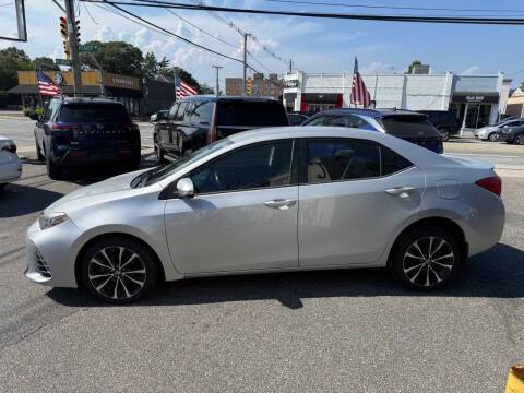 2017 Toyota Corolla SE FWD photo