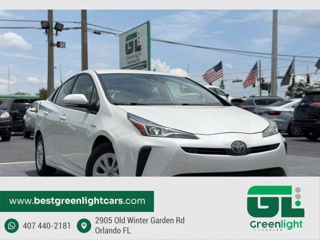 2019 Toyota Prius LE FWD photo