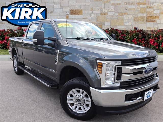 2019 Ford F-250 Super Duty XL 4WD photo