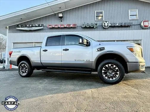 2019 Nissan Titan XD PRO-4X 4WD photo